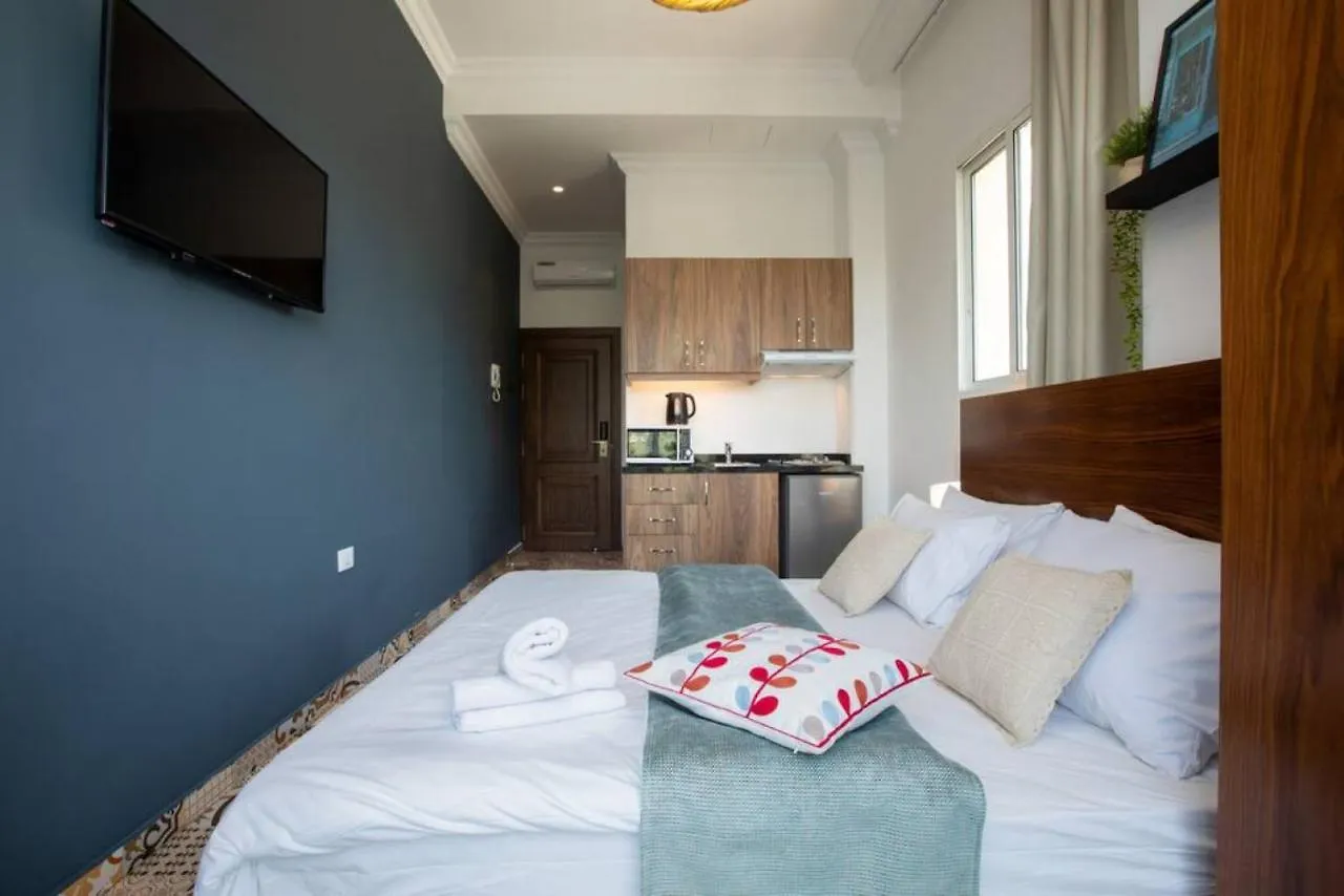 Apartment Em Shadi'S Studio 404 In Mar Mikhael Beirut